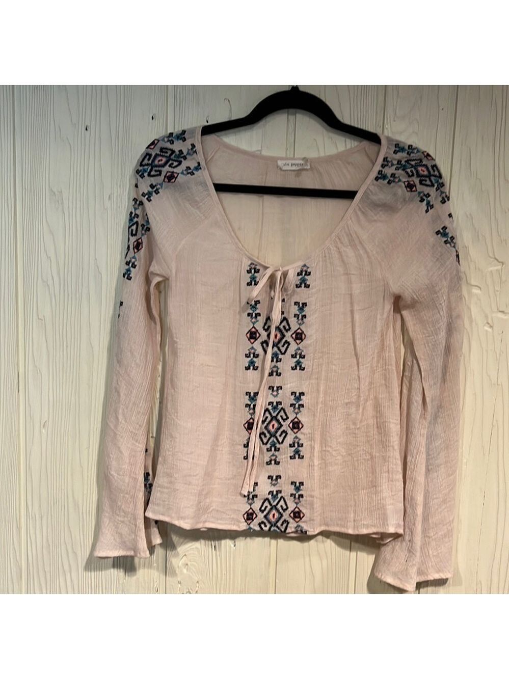 BLU Pepper Embroidered Top Small Beige